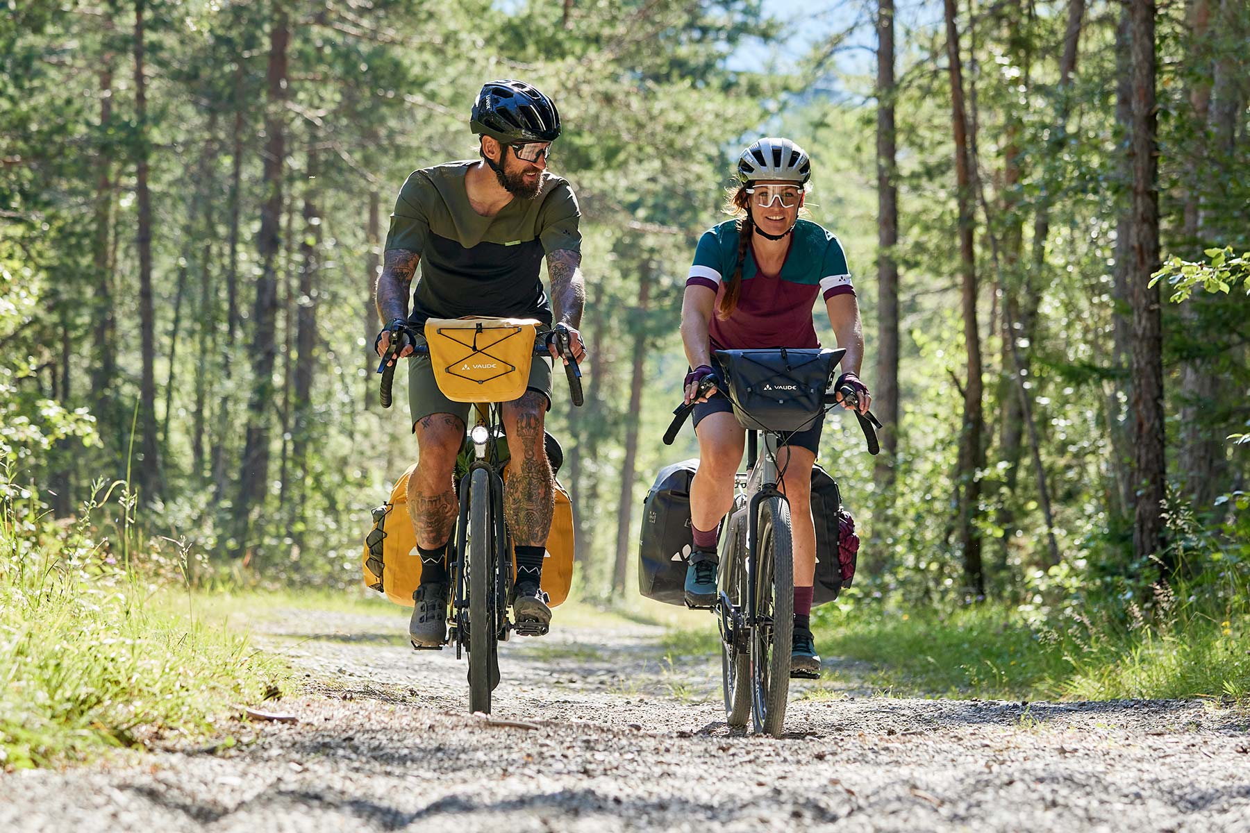 Paar beim Radfahren