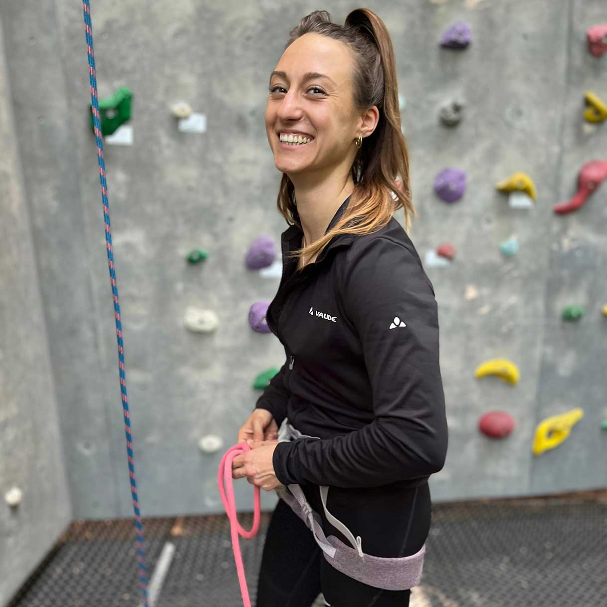 Jael - MItarbeiterin VAUDE Jael - MItarbeiterin VAUDE