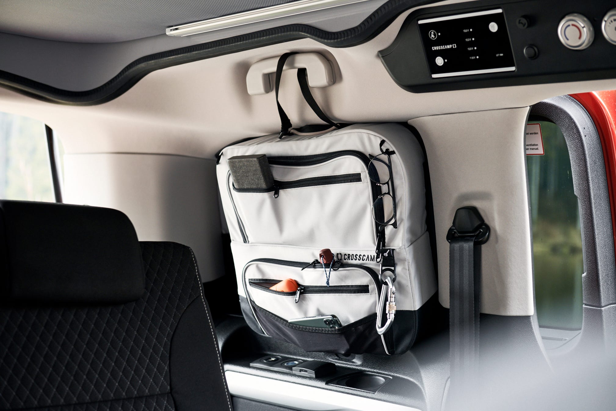 Fenstertaschen für den Campingbus von Crosscamp
