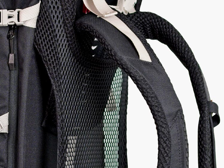 Belüfteter Rücken des modularen Kamerarucksacks von Cosyspeed Belüfteter Rücken des modularen Kamerarucksacks von Cosyspeed
