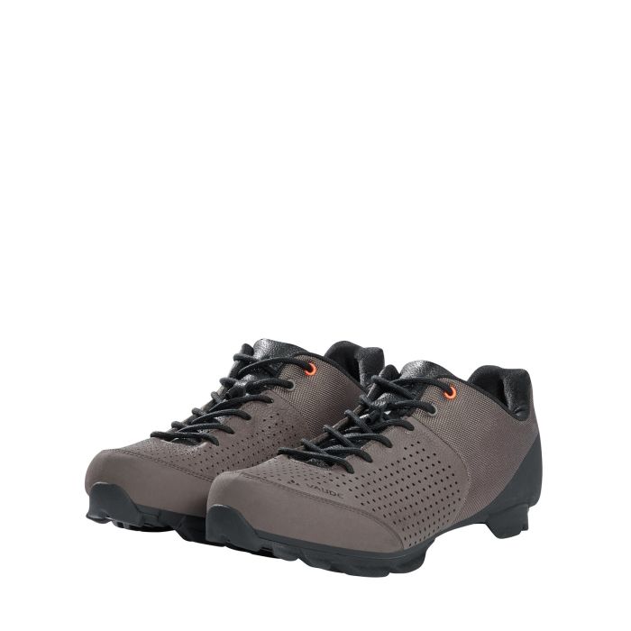 Chaussures de cyclisme Peloton taille 41 homme 8 femme 10