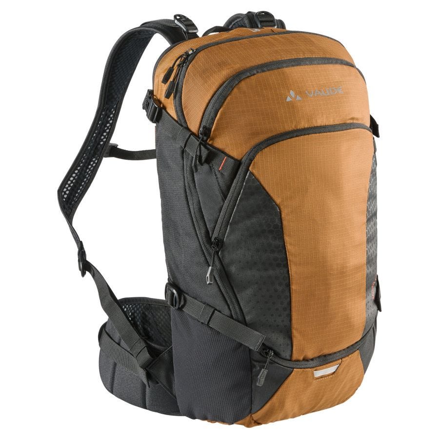 Vaude cycling best sale backpack
