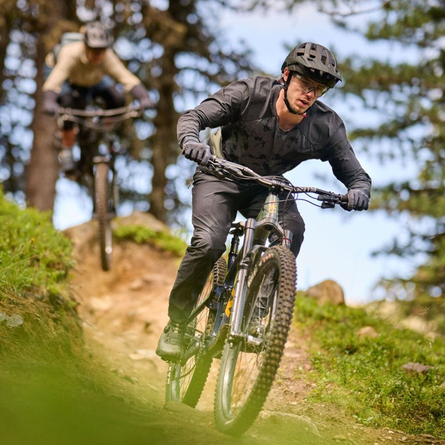 Cycliste vtt homme hotsell