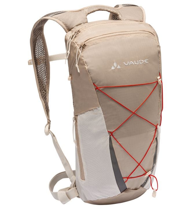 Uphill 8 Lightweight backpack