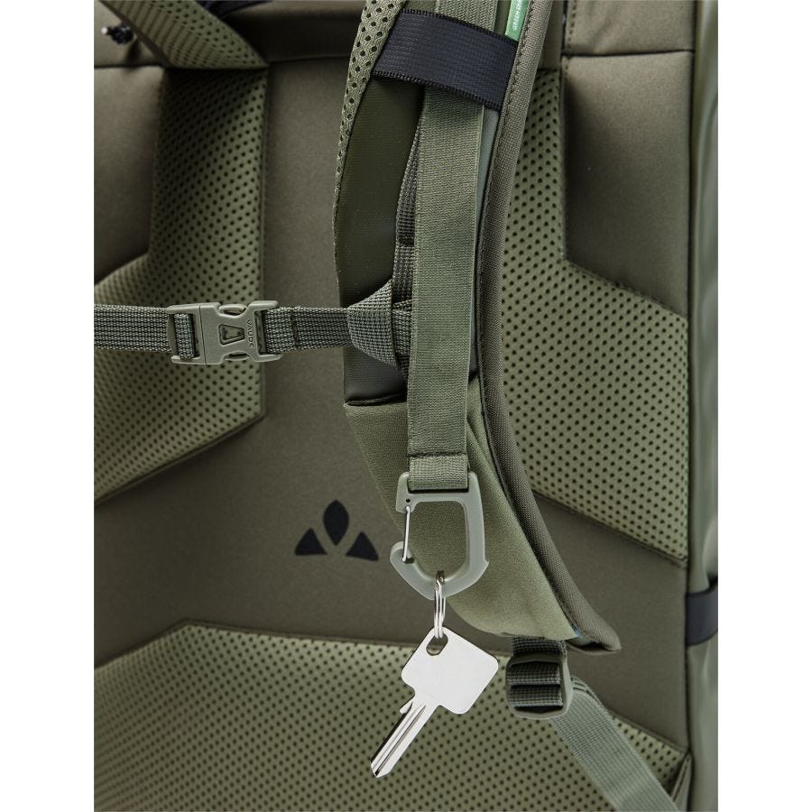 Mineo 23 rollup closure daypack